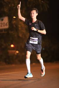 BIB: 206, 46696
                            <button type="button" onclick="openModal(7338544)" class="btn btn-primary btn-sm float-right btn-popup" data-toggle="modal" data-target=".modal-high-quality">
                        <i class="fas fa-shopping-cart"></i> Add to Cart
                    </button>
                                            <button type="button" onclick="isThisMe(7338544, true)" class="btn btn-success btn-sm float-right btn-popup btn-isme hidden" data-toggle="tooltip" data-placement="bottom" title="นี่คือรูปของคุณใช่ไหม คลิกที่นี่เพื่อเอาเข้าอัลบั้ม">
                        <i class="fas fa-plus"></i> Add to album
                    </button>
                    <button type="button" onclick="isThisMe(7338544, false)" class="btn btn-warning btn-sm float-right btn-popup btn-isnotme hidden">
                        <i class="fas fa-ban"></i> Remove from album
                    </button>